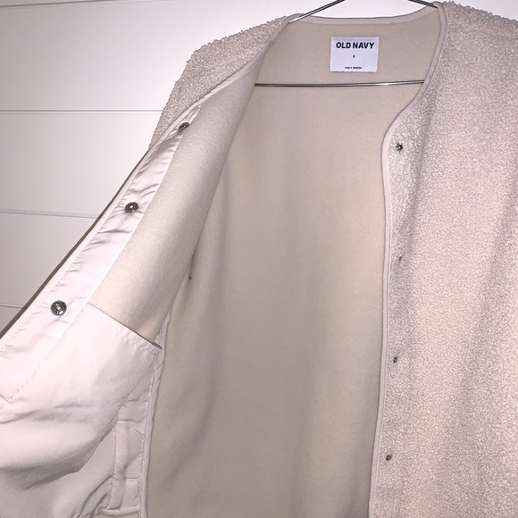 🤍 BNWT Old Navy White Creme Collarless Sherpa Full Snap Up Jacket - Picture 7 of 9